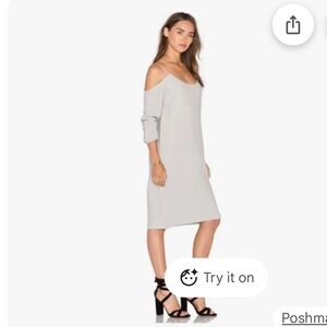 Elliatt Light Gray Long Sleeve Dress